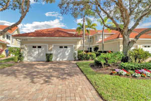 5325 Andover Dr 101, Naples