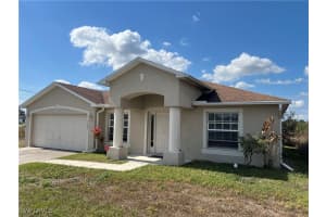 3206 Sunshine Boulevard, Lehigh Acres, FL 33976 Sold 05/16/25