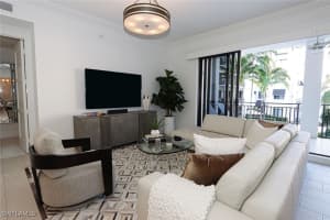 1030 3rd Ave S 318, Naples