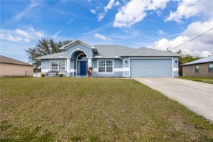 2307 17th Terrace, Cape Coral, FL 33991 Sold 07/14/25
