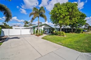 665 93rd Avenue, Naples, FL 34108 Sold 06/06/25