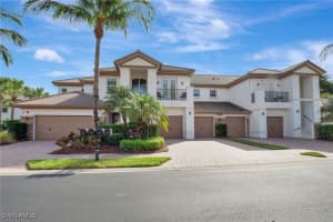 8060 Players Cove Dr 101, Naples