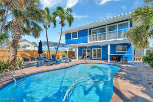 135 Mango Street, Fort Myers Beach, FL 33931 Sold 02/14/25