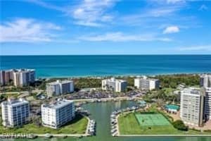 1 Bluebill Avenue, Naples, FL 34108 - MLS#224102322