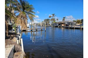 2492 York Road, St. James City, FL 33956 Sold 02/07/25