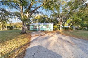 2431 Lippincott Road, Alva, FL 33920 Sold 02/05/25
