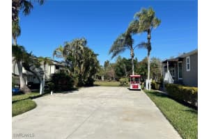 1623 Diamond Lake Circle, Naples, FL 34114 - MLS#224102434