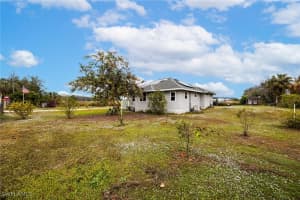 2915 Ortona Locks Road, Moore Haven, FL 33471 - MLS#224102491