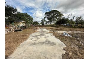 8335 Nault Road, North Fort Myers, FL 33917 - MLS#224102577