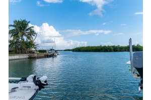 390 Angler Drive, Goodland, FL 34140 Sold 05/29/25