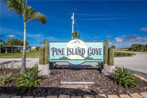 7180 Ladyfish Drive, St James City, FL 33956 - MLS#224102606