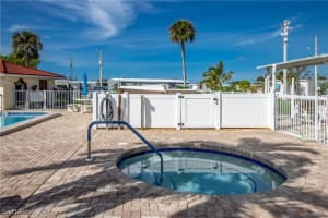 7180 Ladyfish Drive, St James City, FL 33956 - MLS#224102606