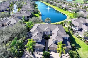 825 Regency Reserve Cir 3701, Naples