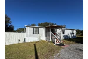 1465 Horseshoe Loop, Moore Haven, FL 33471 - MLS#224102680