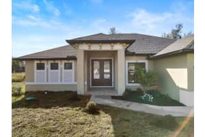 3703 17th Street, Lehigh Acres, FL 33971 Sold 03/12/25