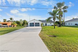 20781 Pine Tree Lane, Estero, FL 33928 Sold 03/18/25
