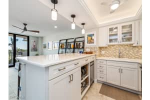 180 Seaview Court, Marco Island, FL 34145 - MLS#224102846
