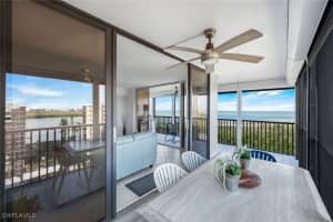 11 Bluebill Ave 1105, Naples