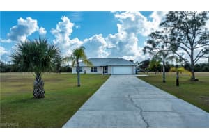 3500 Eucalyptus Boulevard, Labelle, FL 33935 Sold 01/24/25