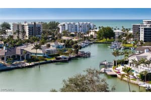 320 Bow Line Drive, Naples, FL 34103 - MLS#224102991