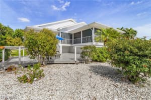 13690 Waterfront Drive, Bokeelia, FL 33922 Sold 06/20/25