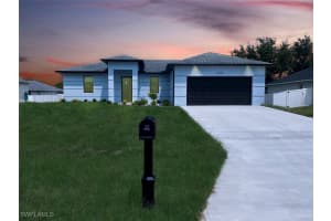 2709 5th Street, Cape Coral, FL 33993 Sold 04/28/25