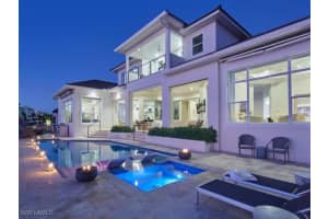 246 Mermaids Bight, Naples, FL 34103 - MLS#224103087