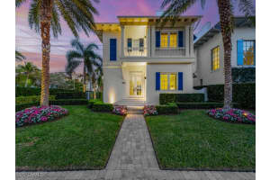 992 9th Avenue, Naples, FL 34102 Sold 03/05/25