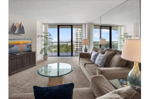 380 Seaview Court, Marco Island, FL 34145 - MLS#224103170