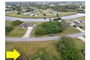 513 Peerless Circle, Lehigh Acres, FL 33974 - MLS#224103207