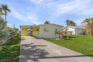 2717 IBIS Court, St. James City, FL 33956 Sold 04/01/25