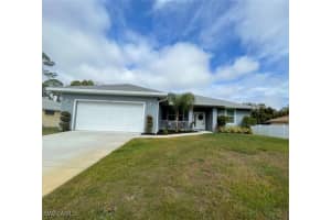 8153 Harrisburg Drive, Fort Myers, FL 33967 Sold 03/04/25