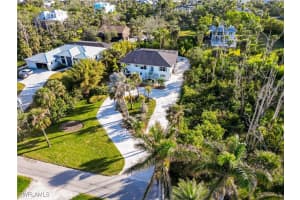 13441 Almond Drive, Fort Myers, FL 33908 Sold 03/28/25