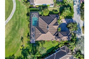 400 Terracina Way, Naples, FL 34119 Sold 04/08/25