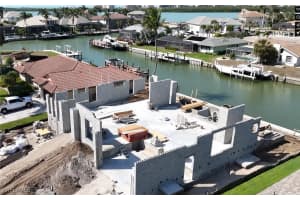 826 Magnolia Court, Marco Island, FL 34145 - MLS#224103334