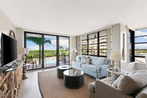380 Seaview Court, Marco Island, FL 34145 Sold 05/13/25