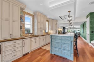 27725 Forester Drive, Bonita Springs, FL 34134 Sold 04/10/25