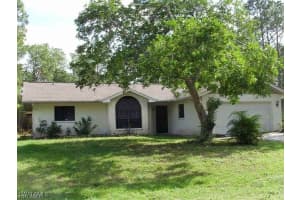 906 Wells Ave, Lehigh Acres