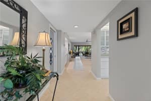1828 Kings Lake Blvd 6-103, Naples