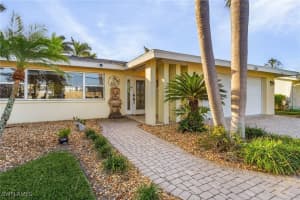 734 43rd Street, Cape Coral, FL 33904 - MLS#224103651