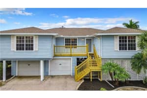 7397 Grande Pine Rd, Bokeelia