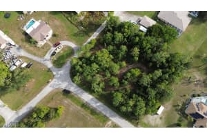 10450 Westside Lane, Bonita Springs, FL 34135 Sold 03/19/25