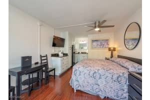 2555 Tamiami Trail, Naples, FL 34103 - MLS#224103860