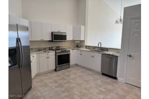 3065 Driftwood Way 4206, Naples