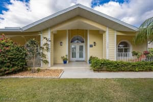 1367 Cypress Woods Drive, Naples, FL 34103 Sold 01/27/25