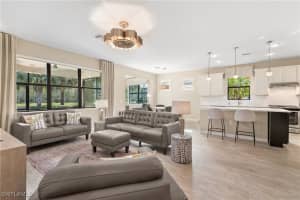 7370 Mockingbird Court, Naples, FL 34114 - MLS#224103914
