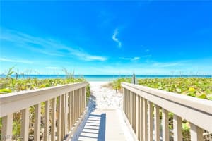 10701 GULFSHORE Drive, Naples, FL 34108-3018 - MLS#224103946