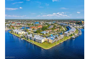 1926 43rd Street, Cape Coral, FL 33904 - MLS#224103949