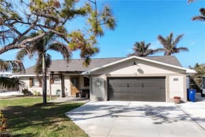 2471 Sanibel Boulevard, St James City, FL 33956 Sold 09/02/25