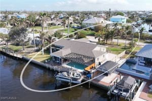2471 Sanibel Boulevard, St James City, FL 33956 Sold 09/02/25